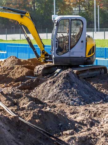 Stellen Sie sich vor, was mit einem Minibagger alles möglich ist – von der Entfernung lästiger Wurzelstöcke bis hin zum Bau eines kleinen Teiches. Ich mache es möglich!